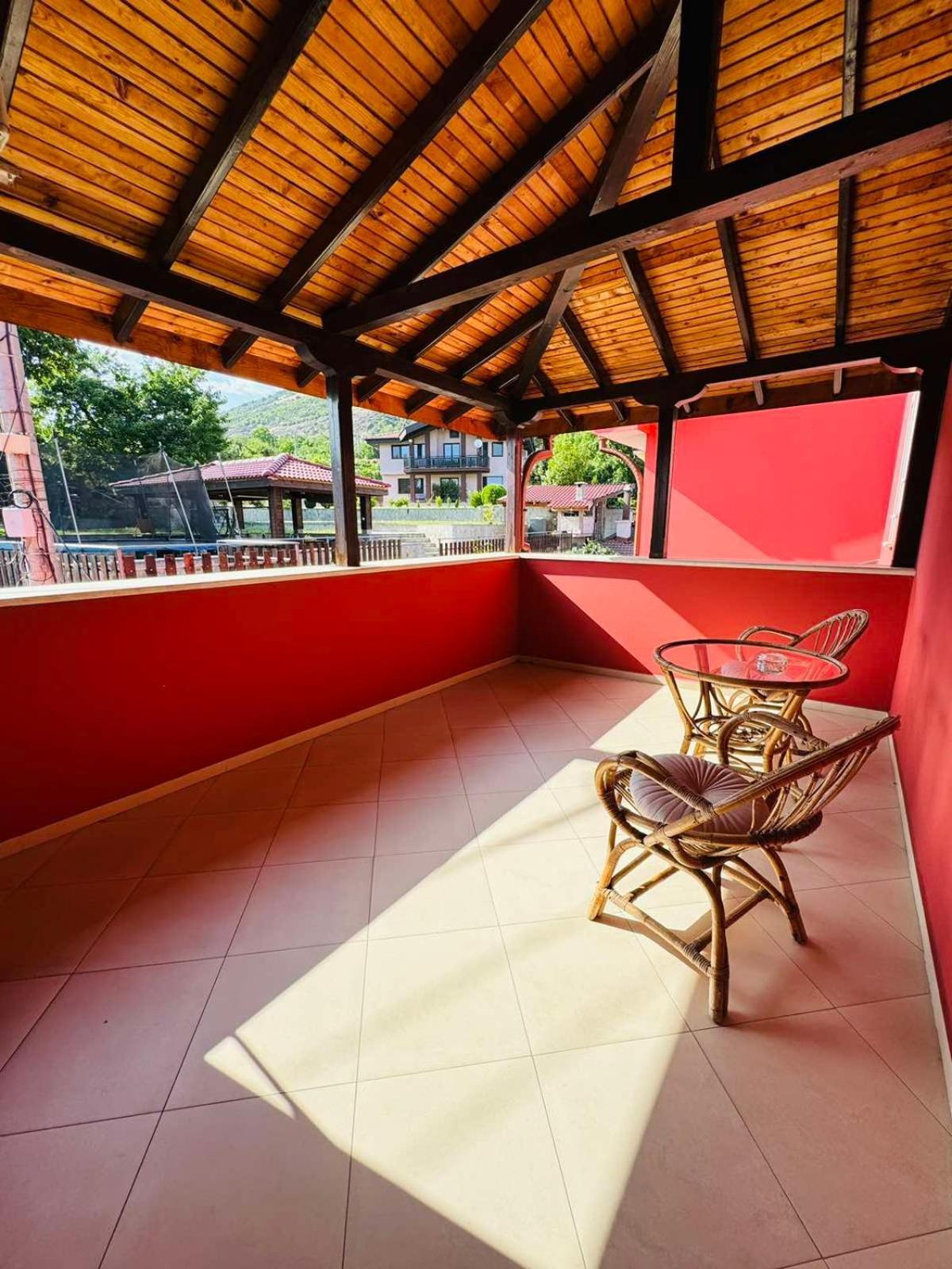 Hotel-Restaurant Almond คาร์โลโว ภายนอก รูปภาพ